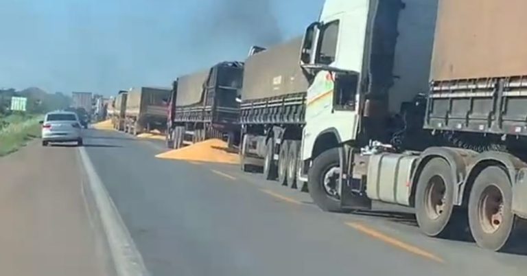 Bloqueio de rodovia no MT: Nós nos importamos com a visão de seu filho!