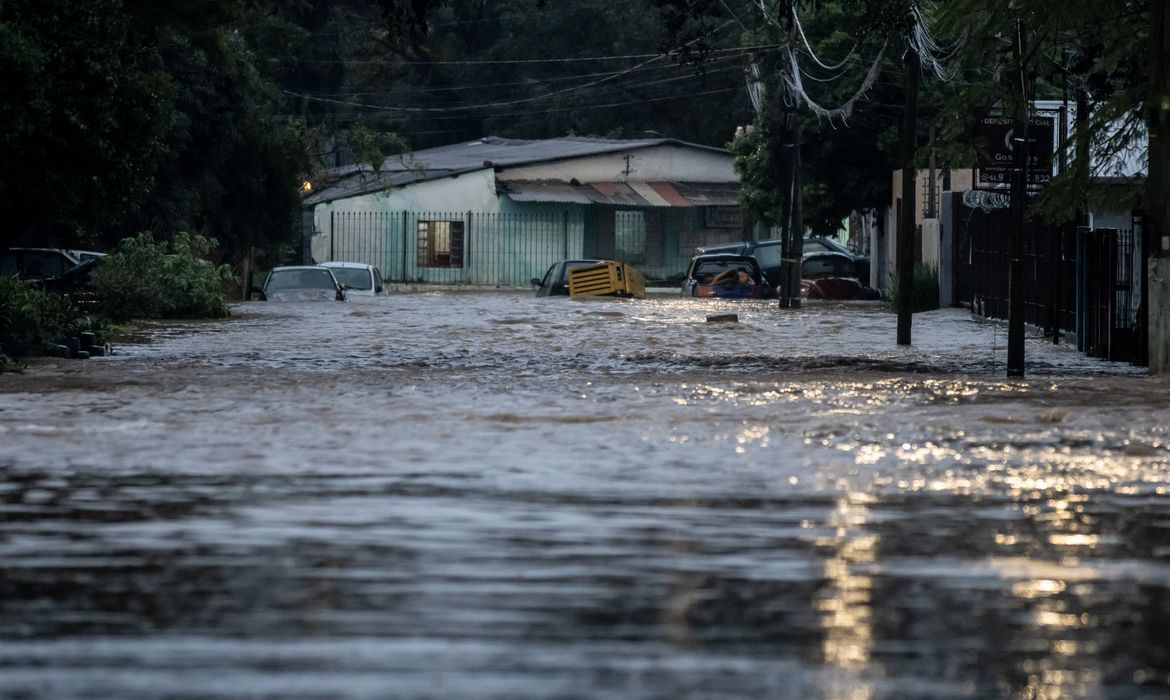 Projetos de leis miram adaptações de municípios ao clima