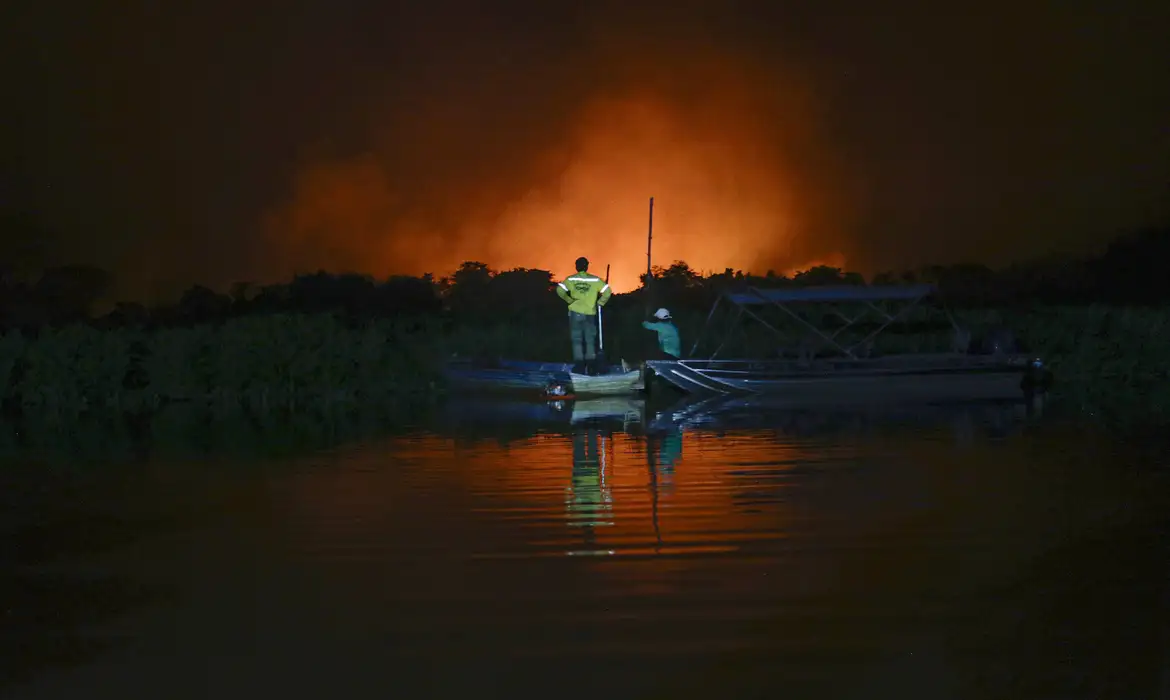 Efeito em cadeia: seca agrava queimadas na Amazônia, Cerrado e Pantanal