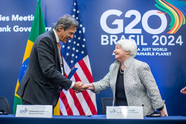 Brasil e Estados Unidos assinam acordo de cooperação climática